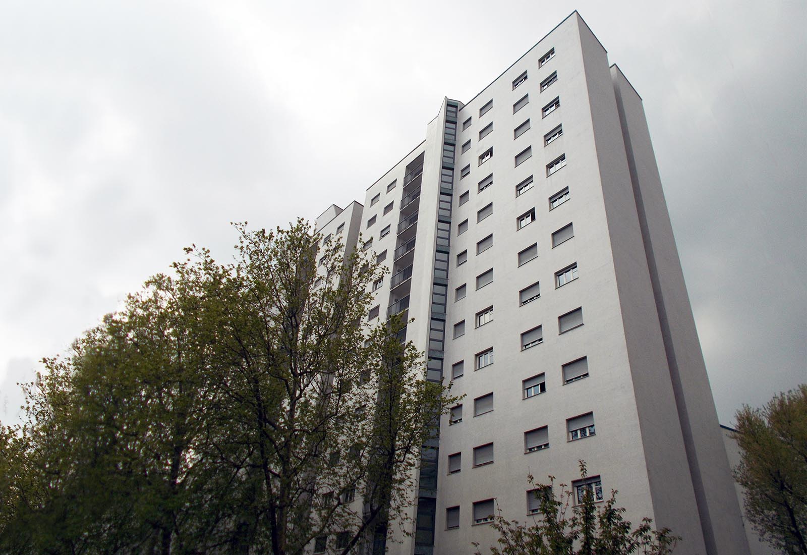 Residenza universitaria di via Corridoni - Vista della torre A