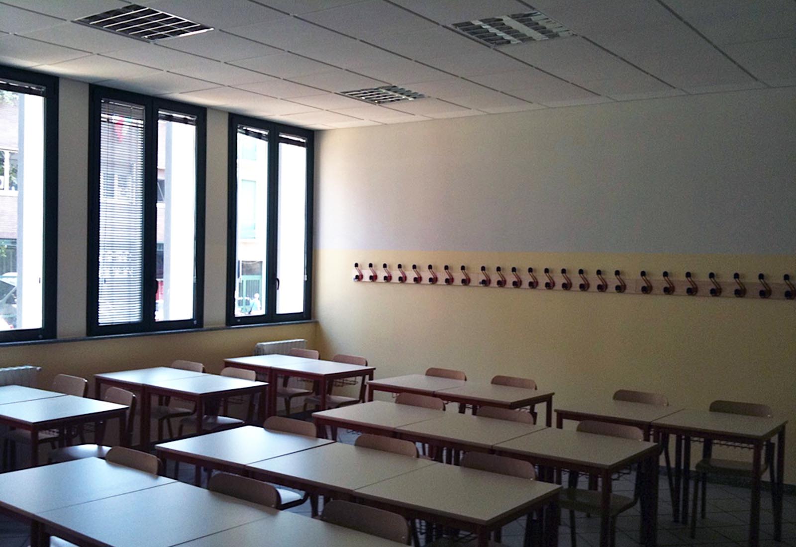 Manzoni school center in Milan - Classroom