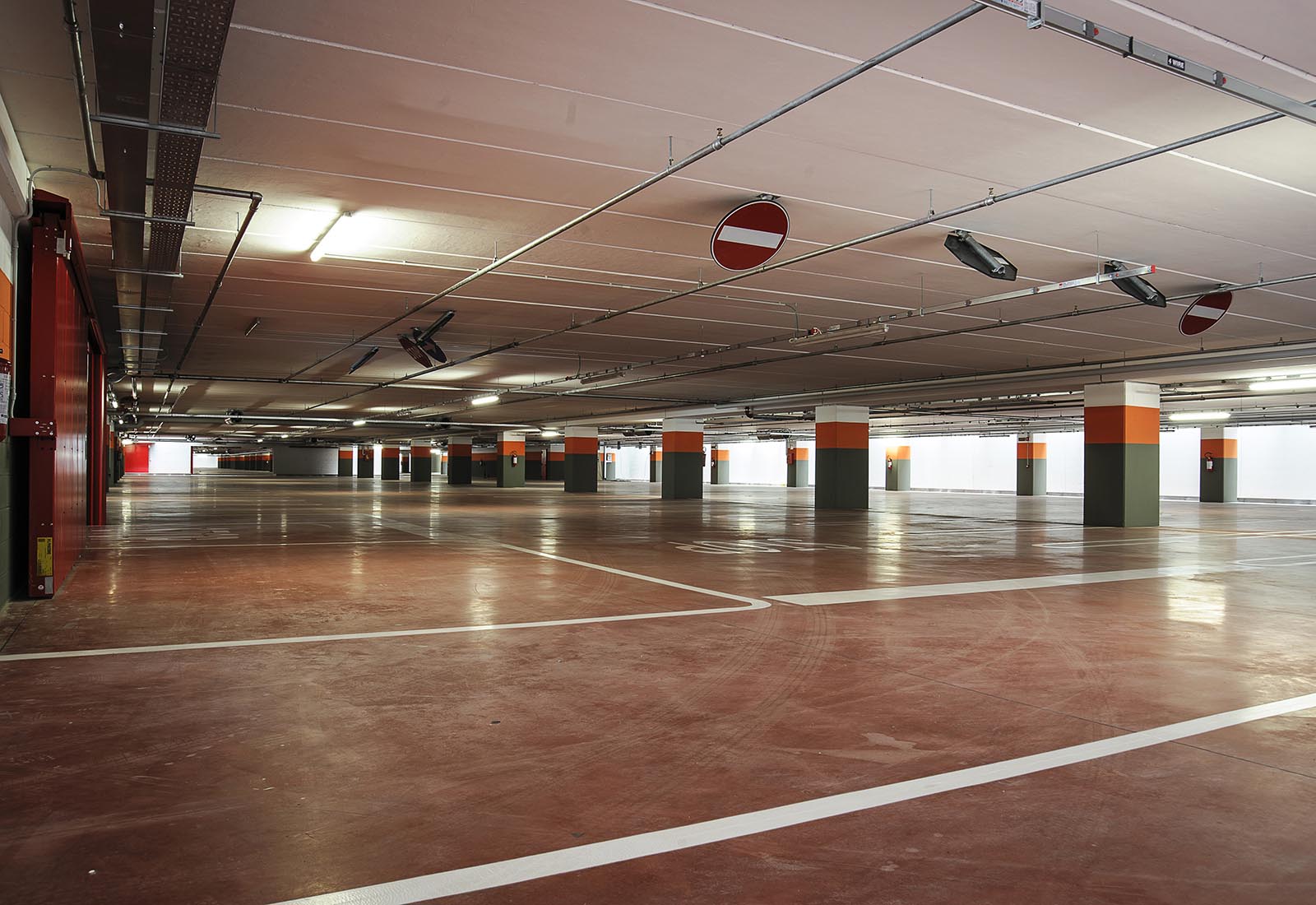 Underground garage in Adriano street Milan - View of the sector 3