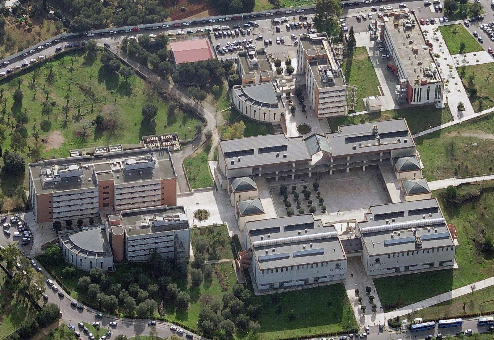 Ecotekne university center in Lecce - The classrooms building and the departmental buildings