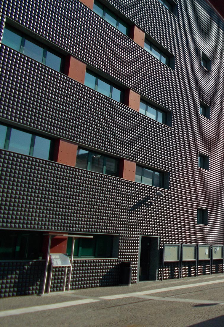 Building 22 Politecnico di Milano - The south facade