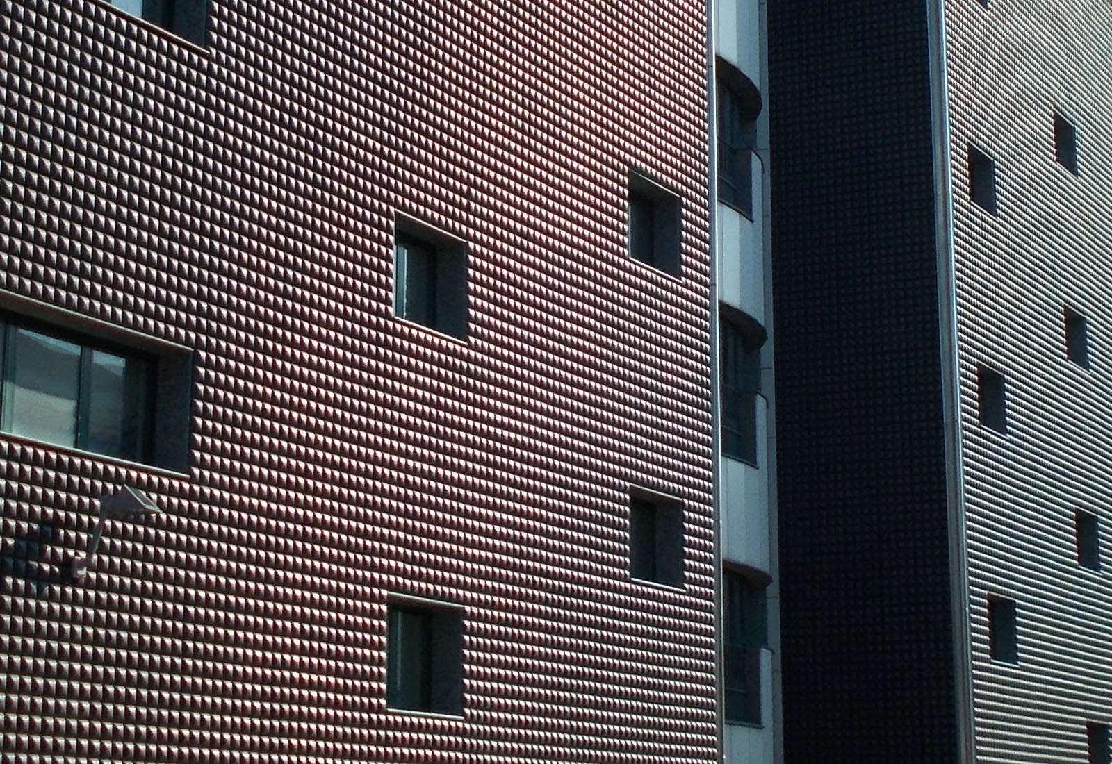 Building 22 Politecnico di Milano - The south facade