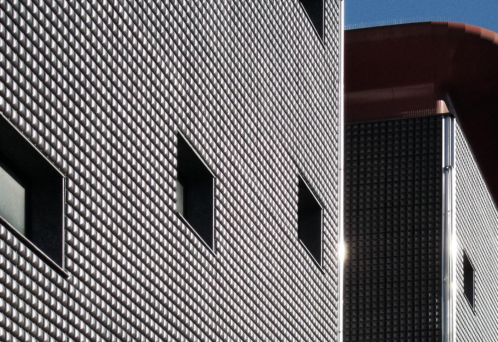 Building 22 Politecnico di Milano - Detail of the south facade