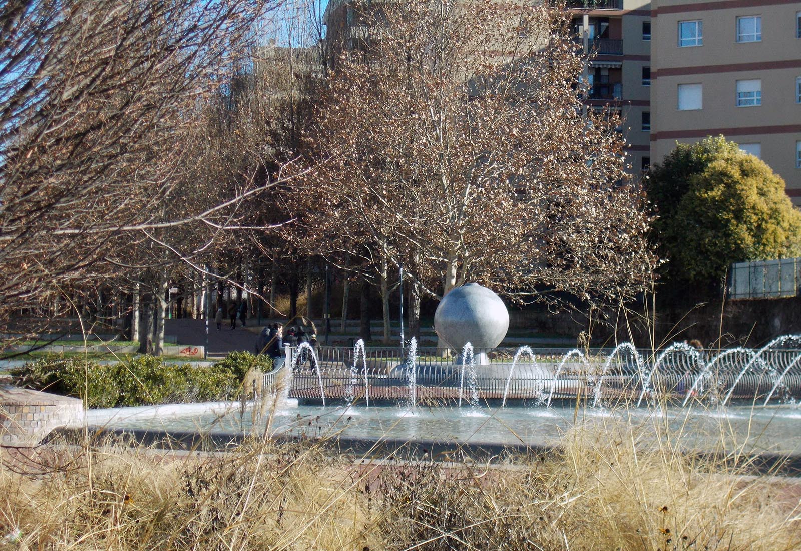 Piazza Vigili del fuoco - La fontana