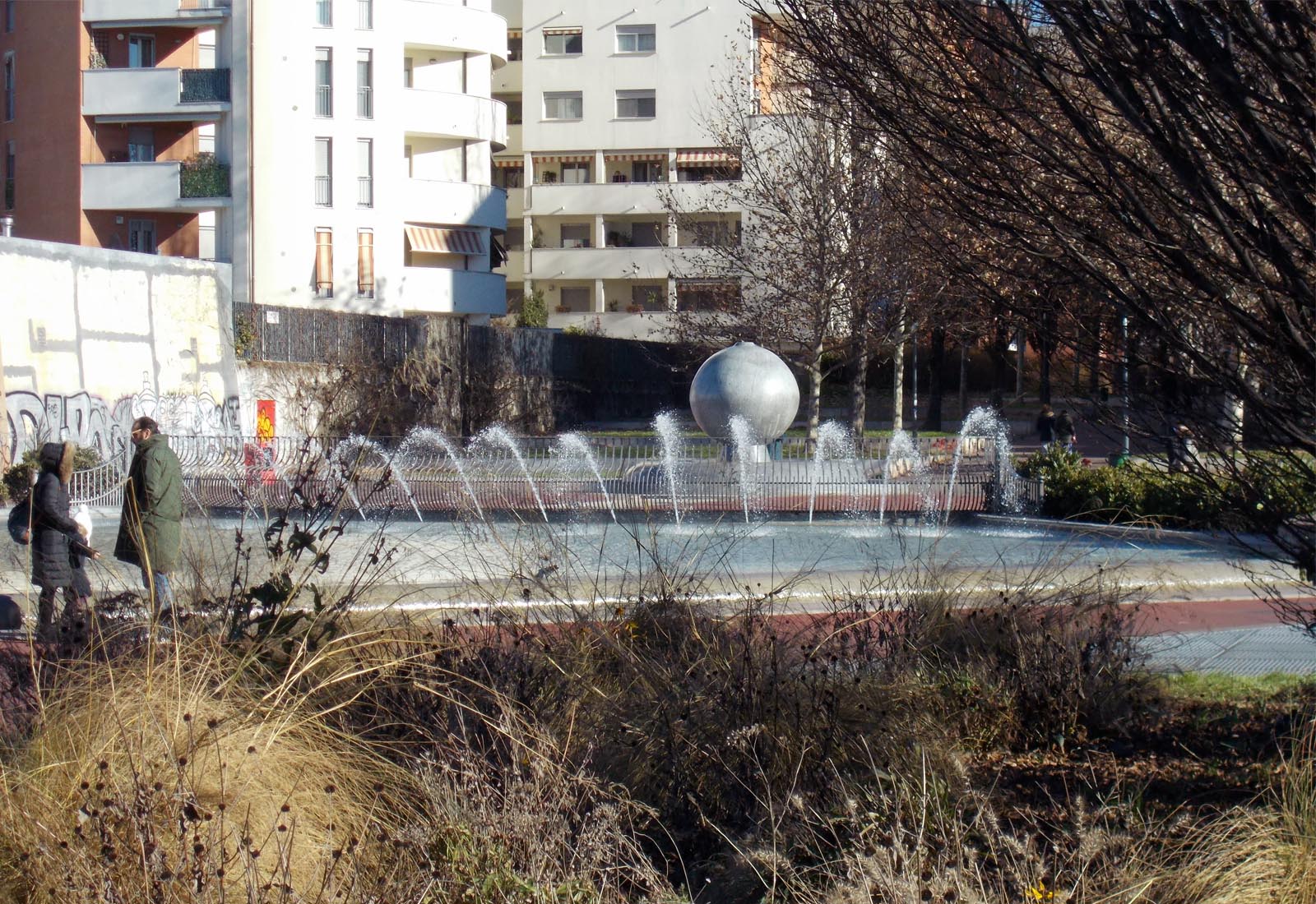 Piazza Vigili del fuoco - La fontana