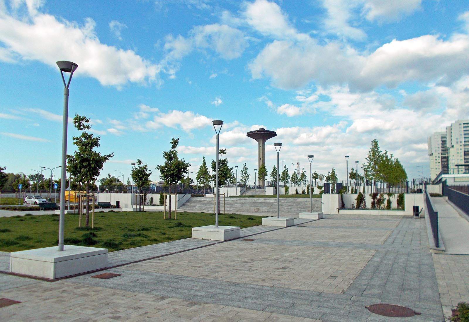 Square and parking lots in Adriano area Milan - The square