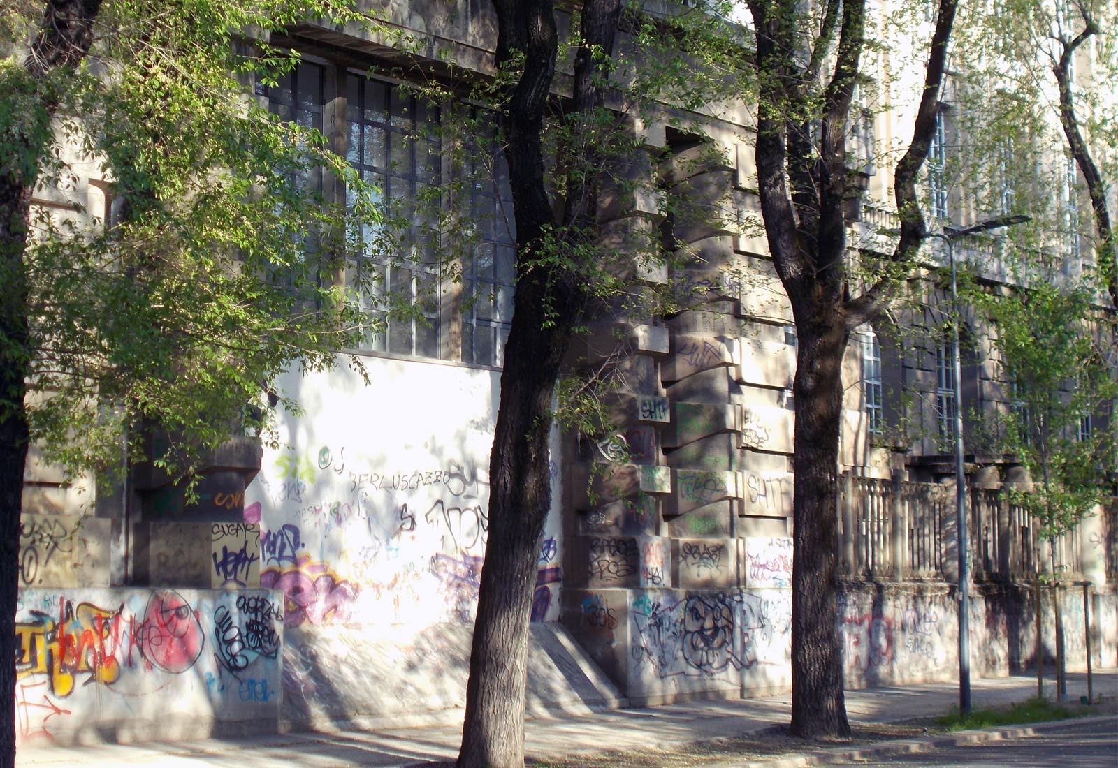 Photonics laboratories Politecnico di Milano - Detail of the facade