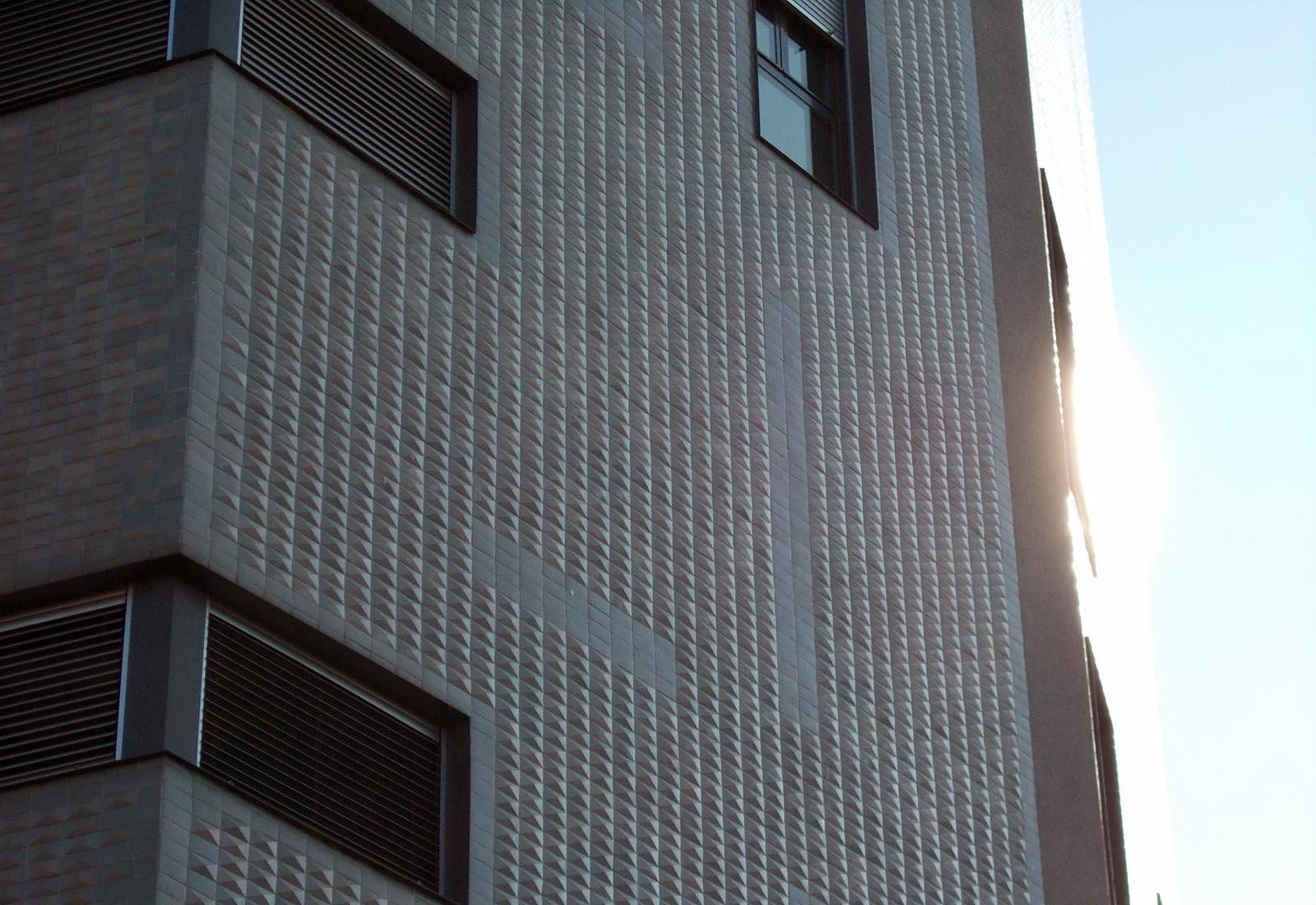 Building 14 Politecnico di Milano - Detail of the west facade