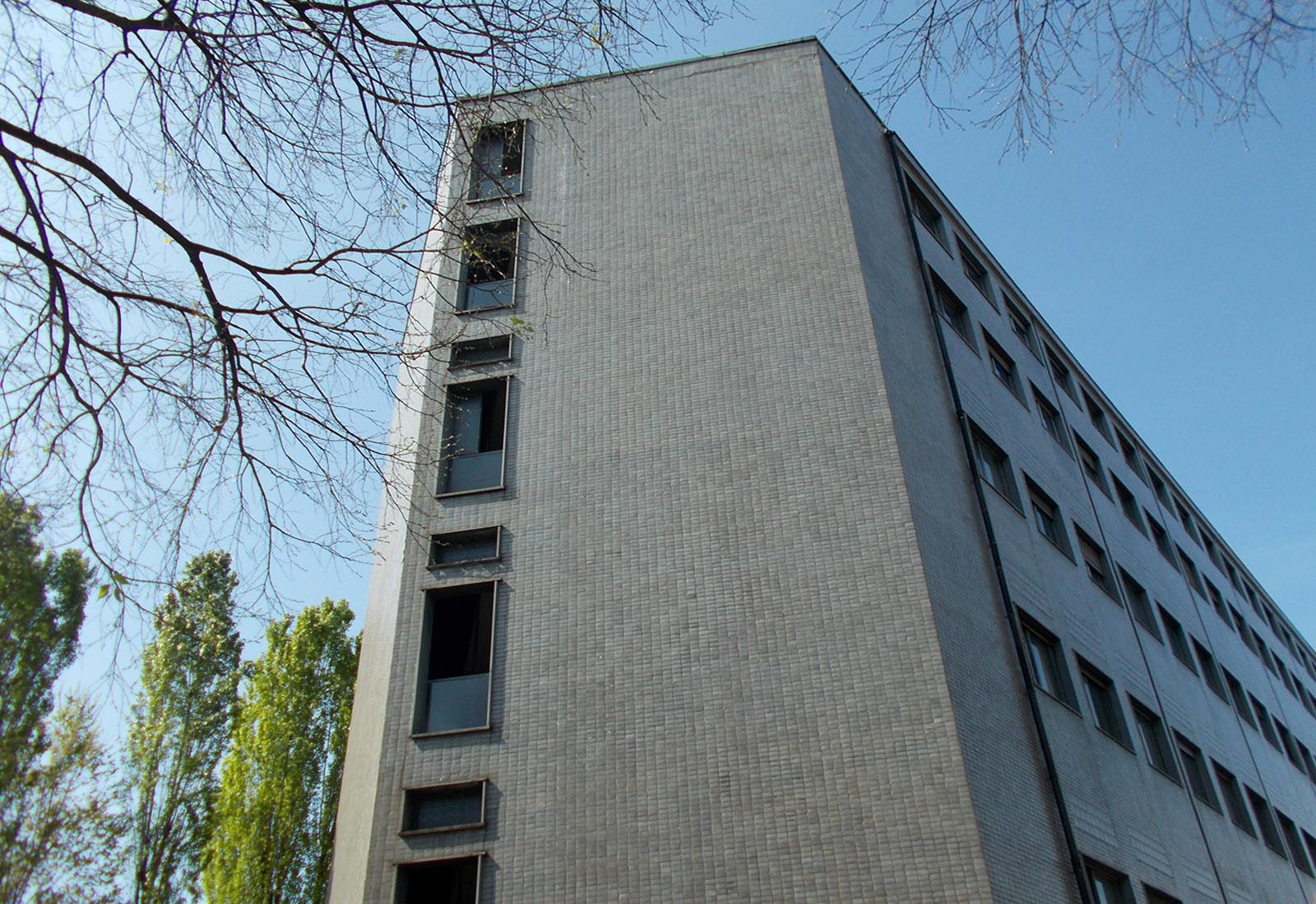 Building 14 Politecnico di Milano - Detail of the North and East facades