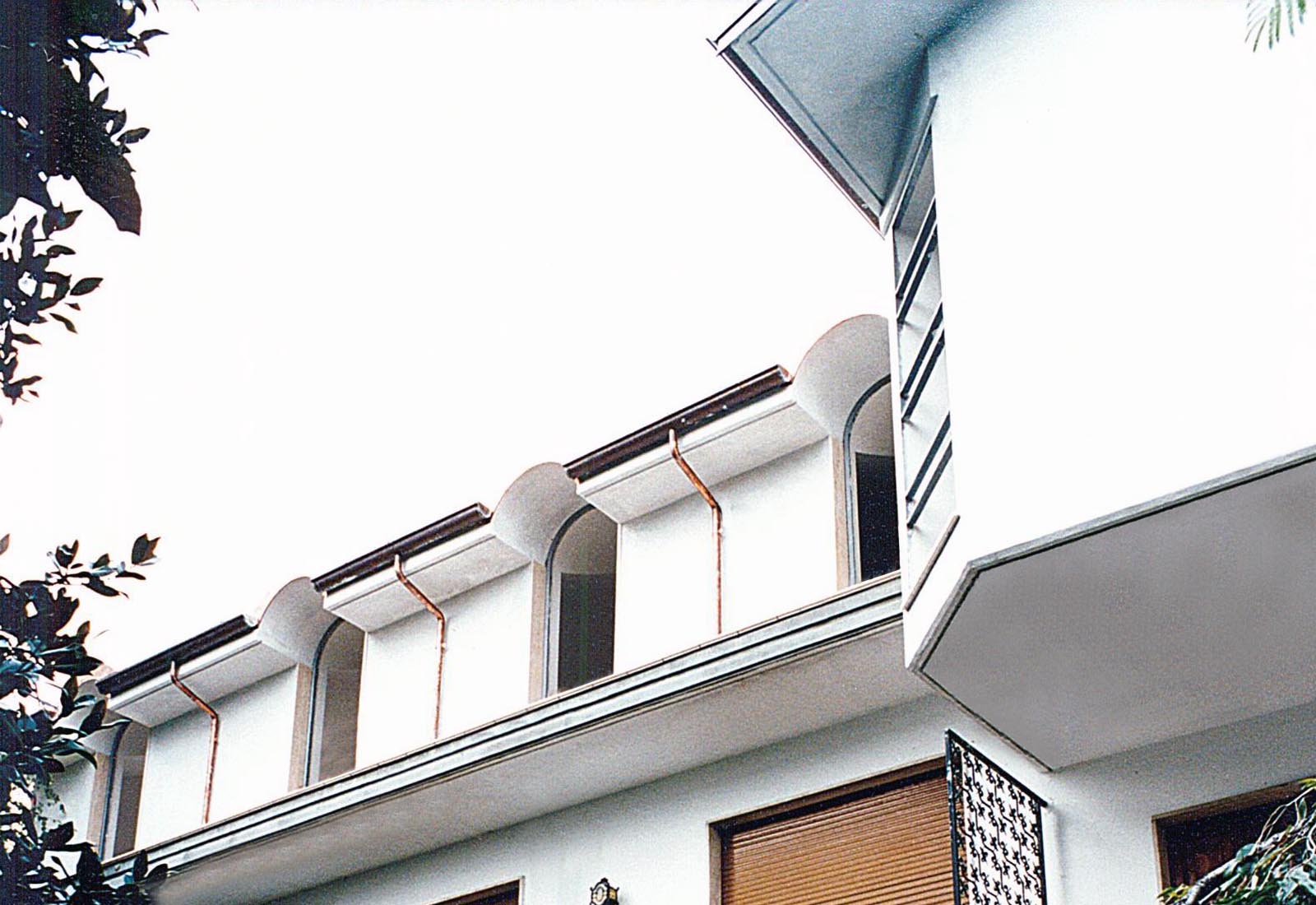 House extension in Giovanni XXIII street in Nerviano - Detail of the facade