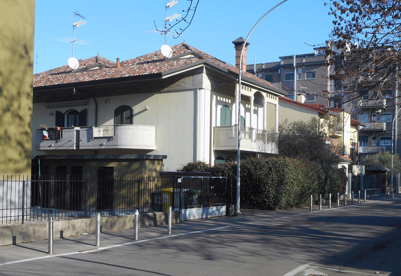 House in 4th november street in Pero - View