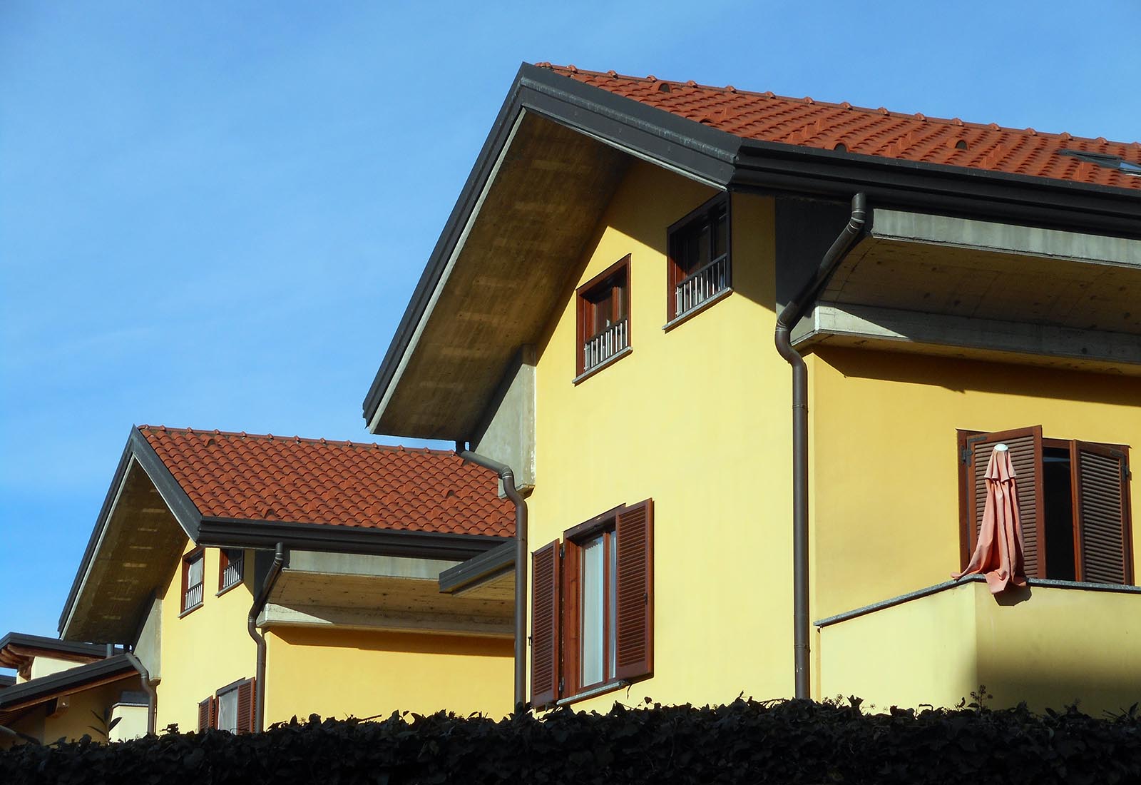 Residential building in Kennedy street in Nerviano - View