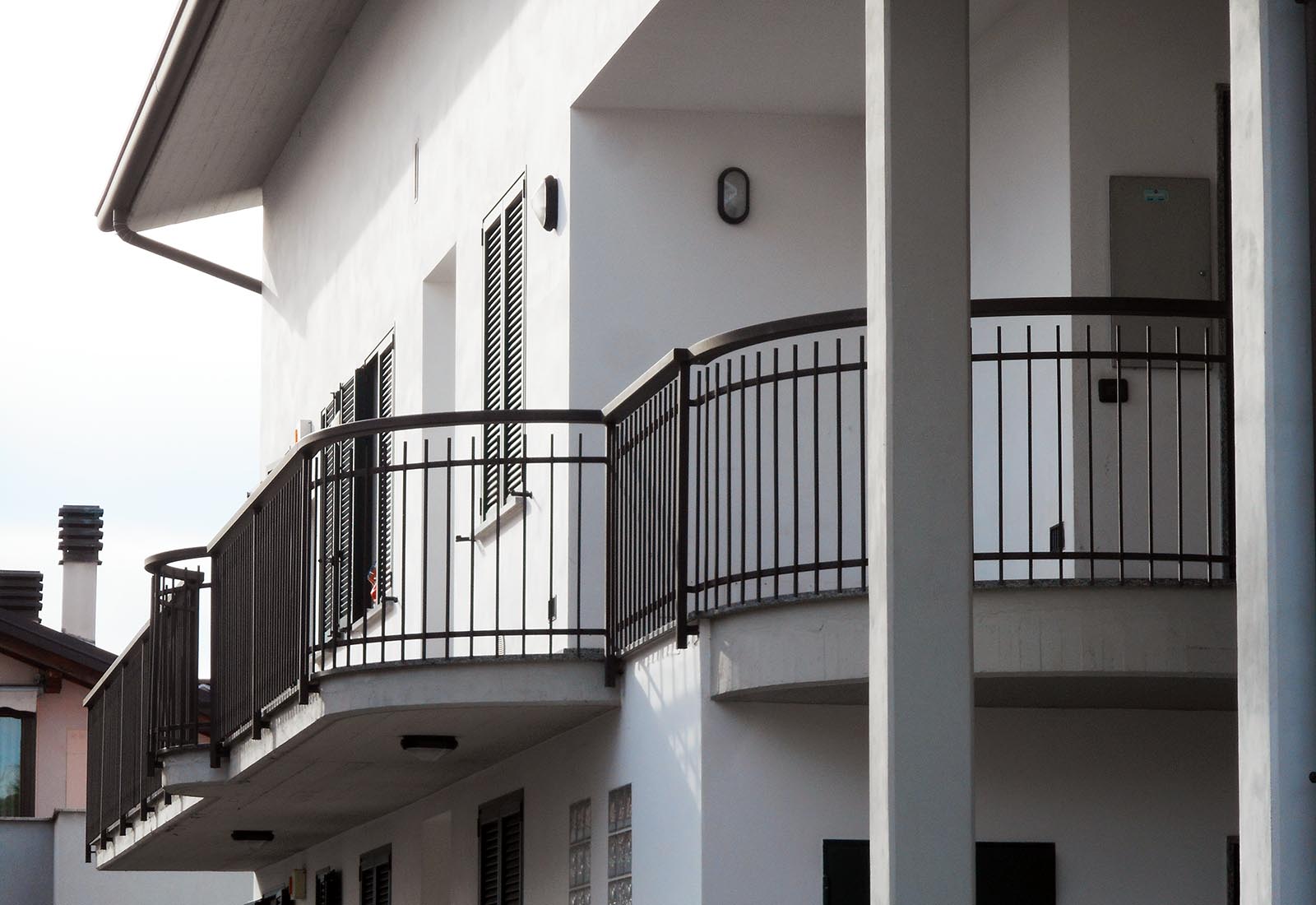 Residential building in San Vittore Olona - View