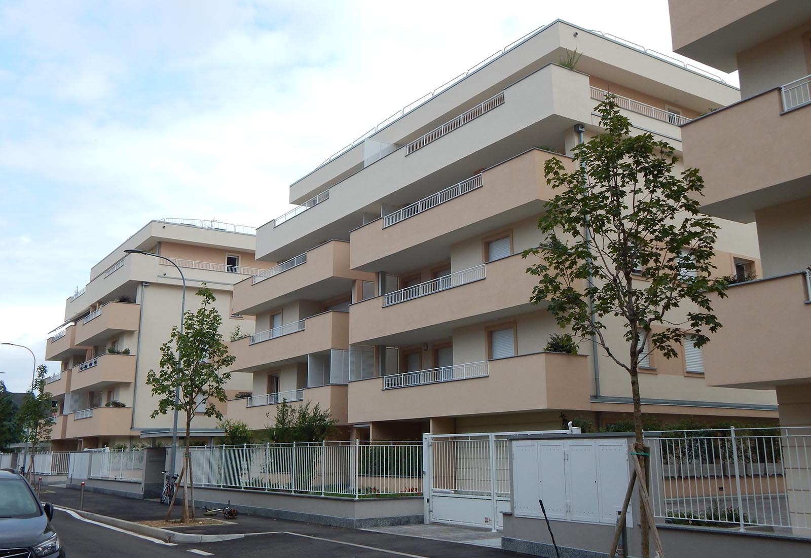 Residential buildings in Biringhello street in Rho - View