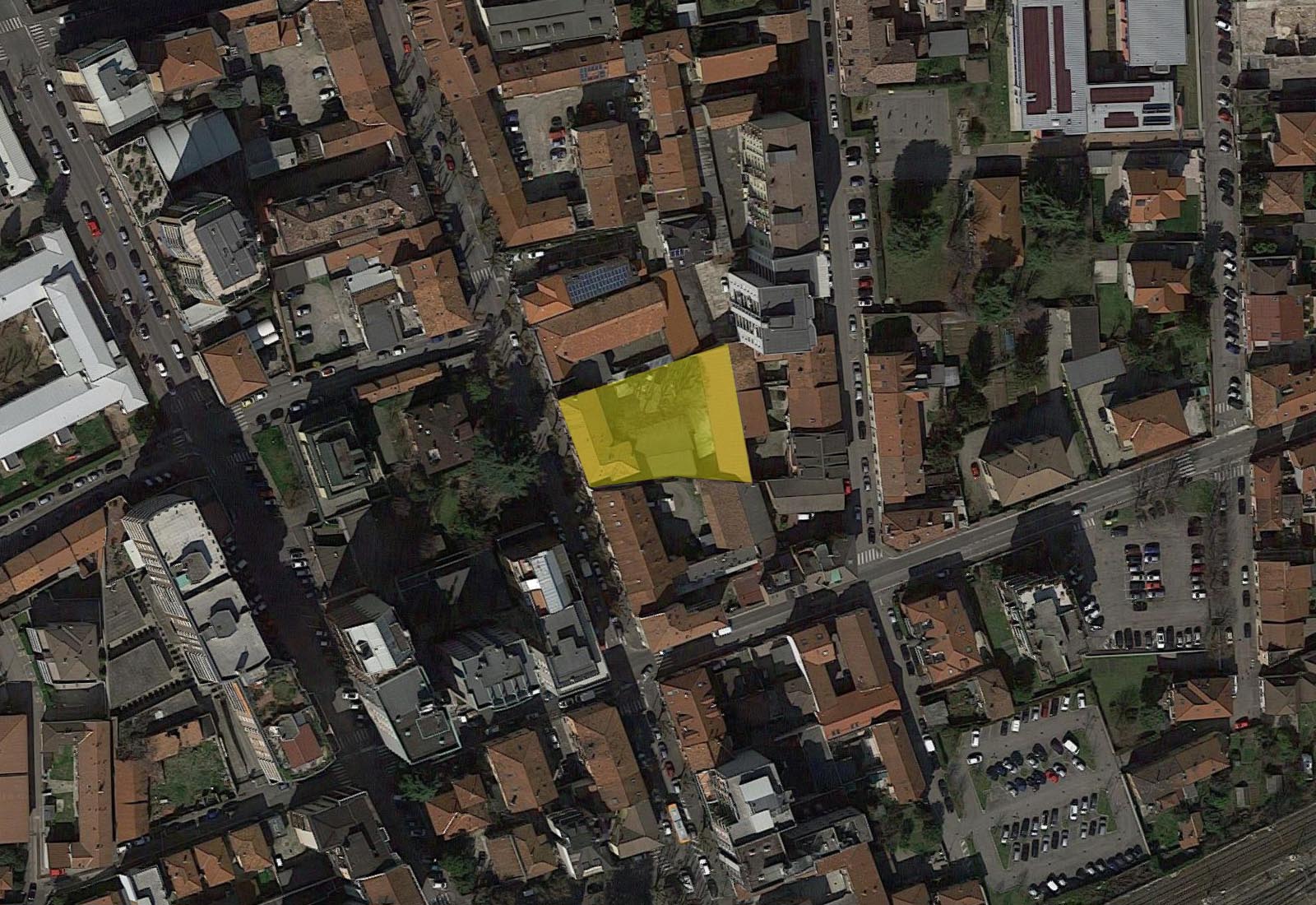 Residential building in Garibaldi street in Rho - Zenithal aerial view