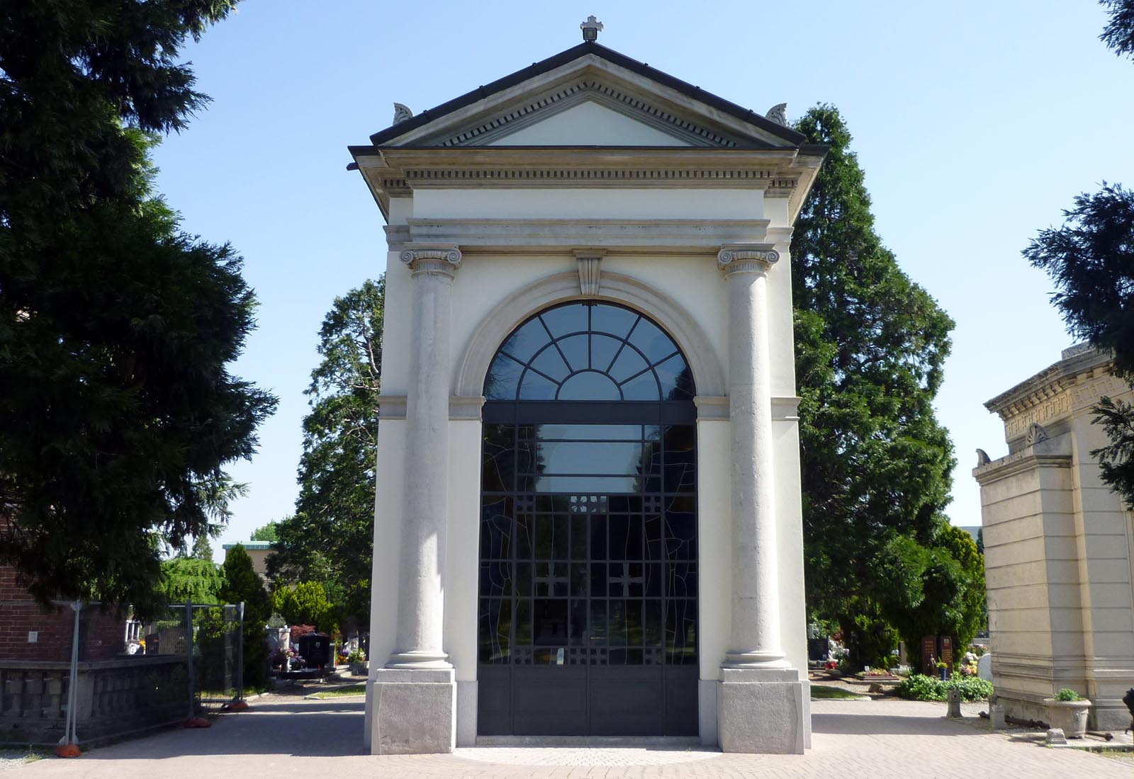 Cemetery priests chapel in Rho - View