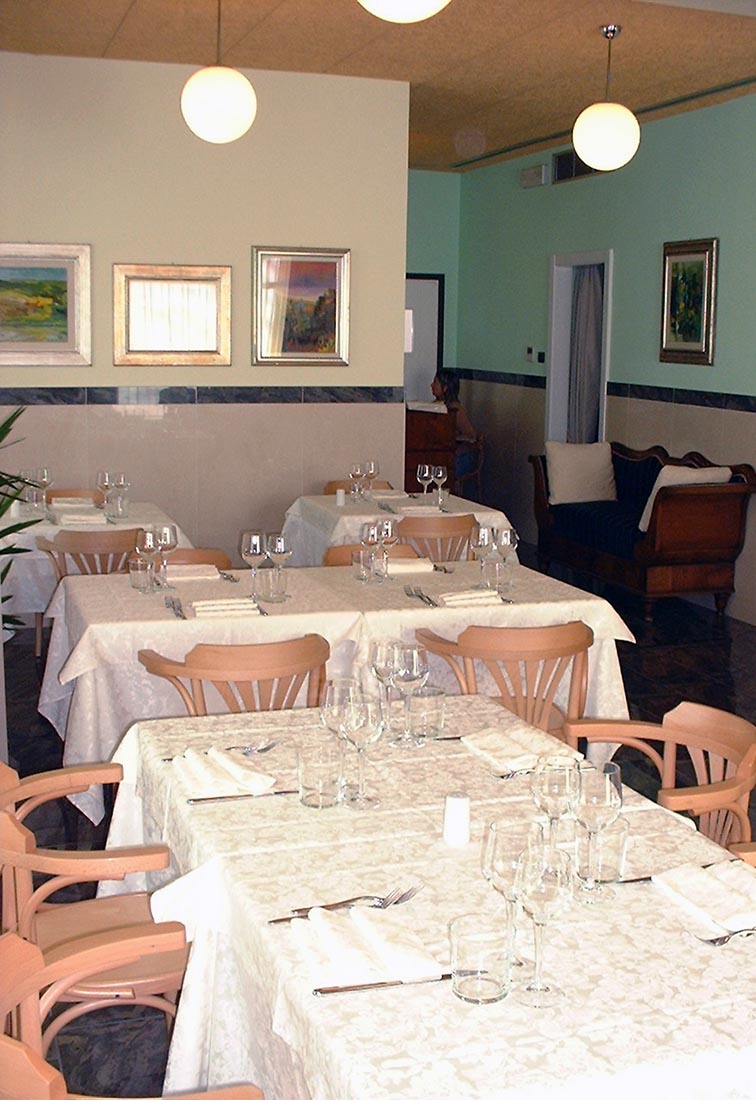 Ristorante Campo delle stelle a Vanzago - La sala