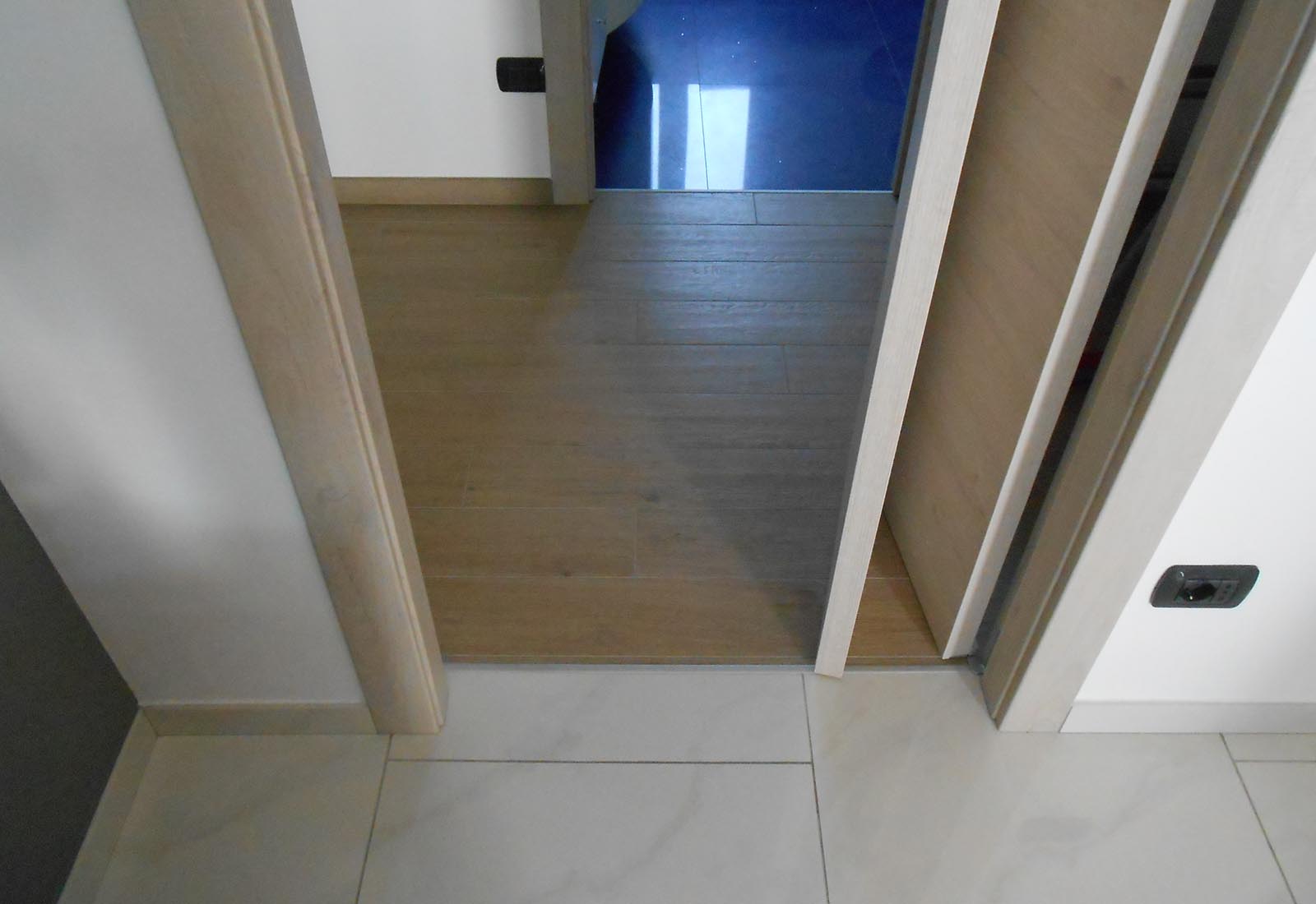 partment renovation in Cornaredo - Detail of the flooring