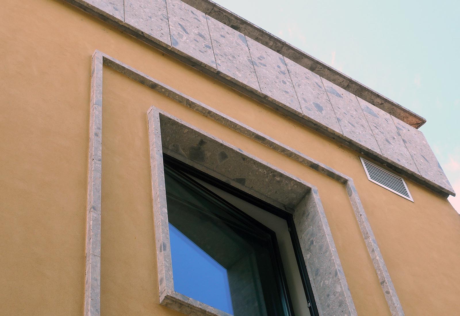 C.R.Asti Bank in Rho - Detail