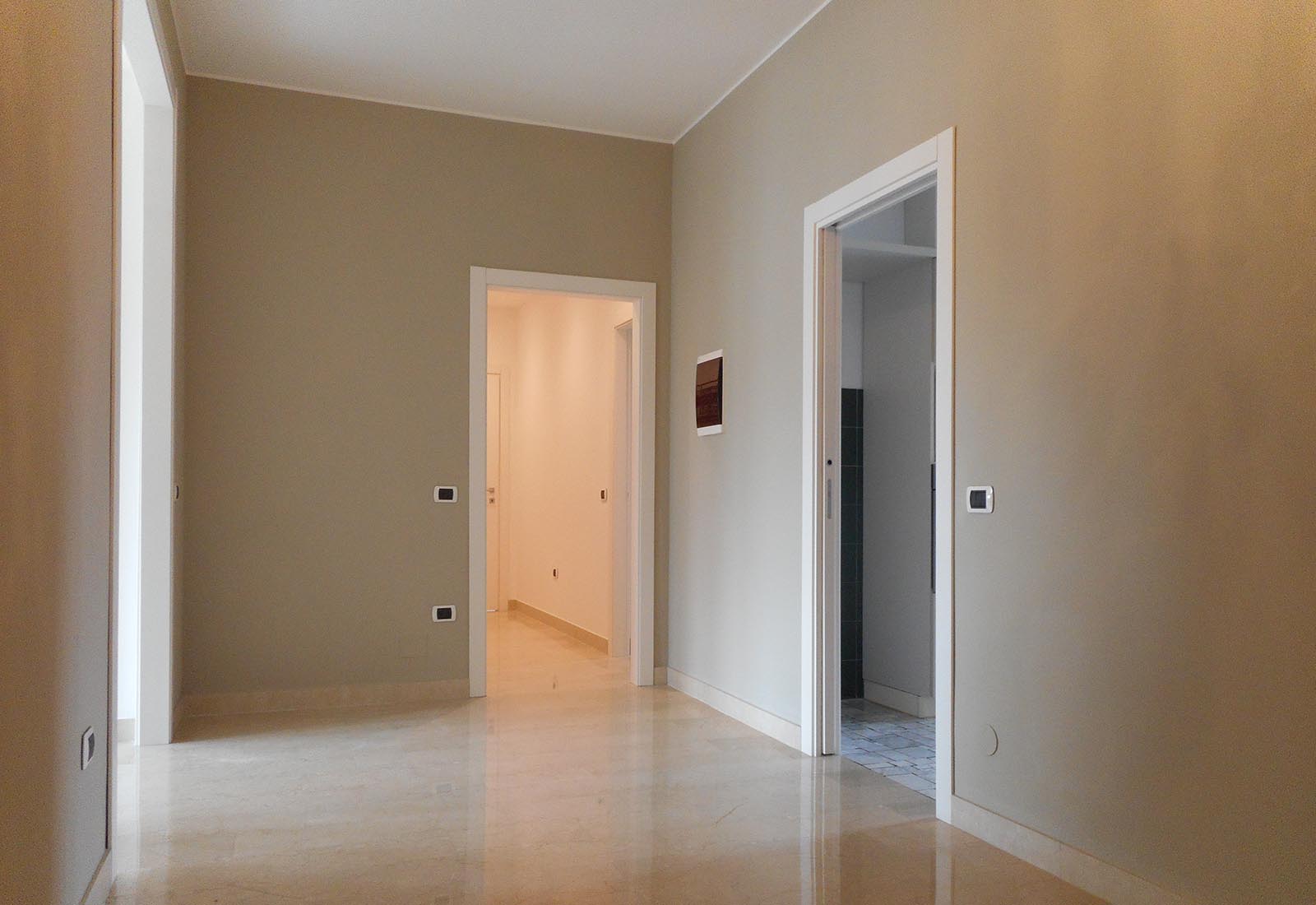 Apartment renovation in Rho - The hallway