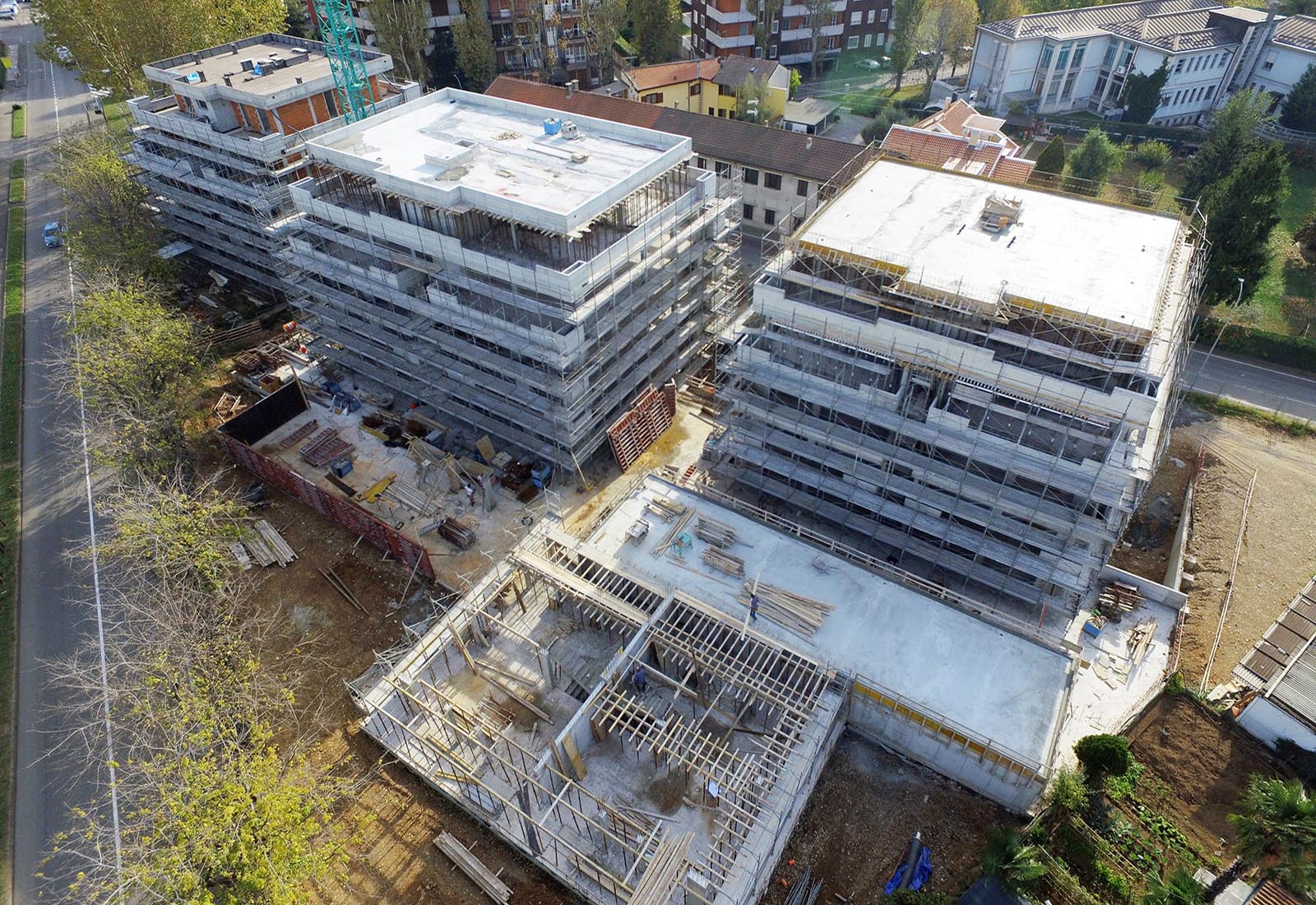 Residential buildings in Biringhello street in Rho - Aerial view of the construction site