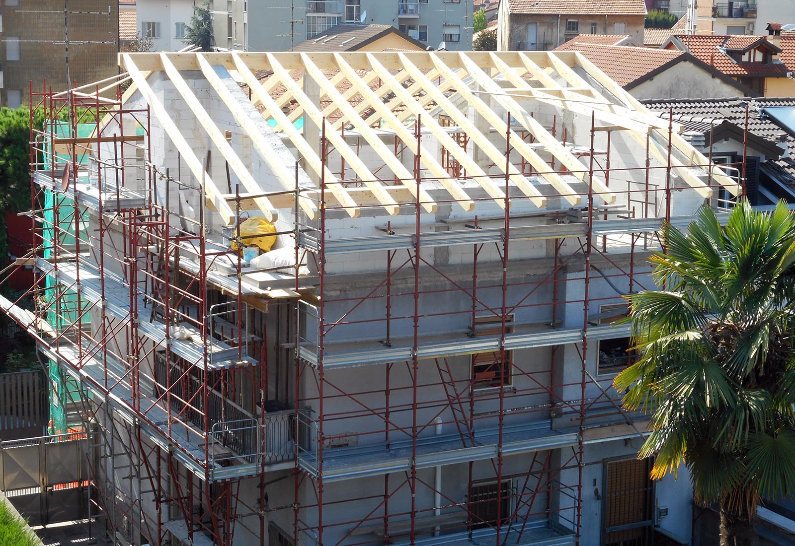 House in Crocefisso street in Rho - Structure