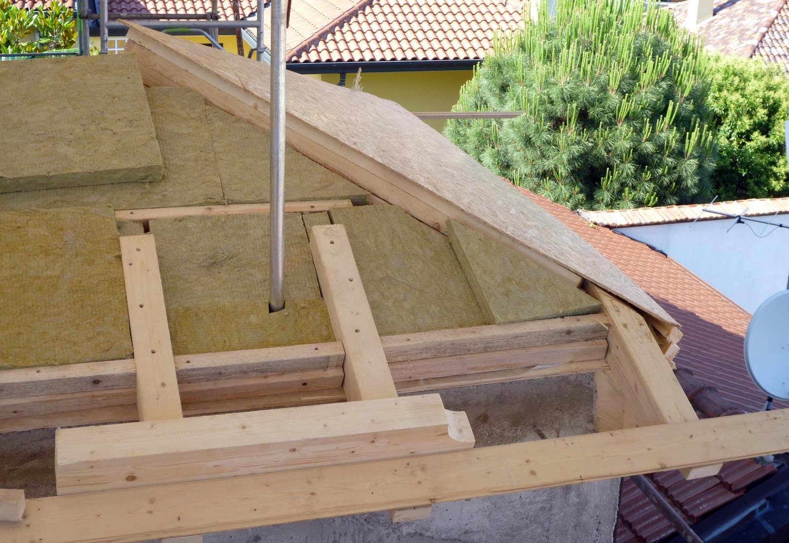 House in dei Mille street in Rho - Roof insulation