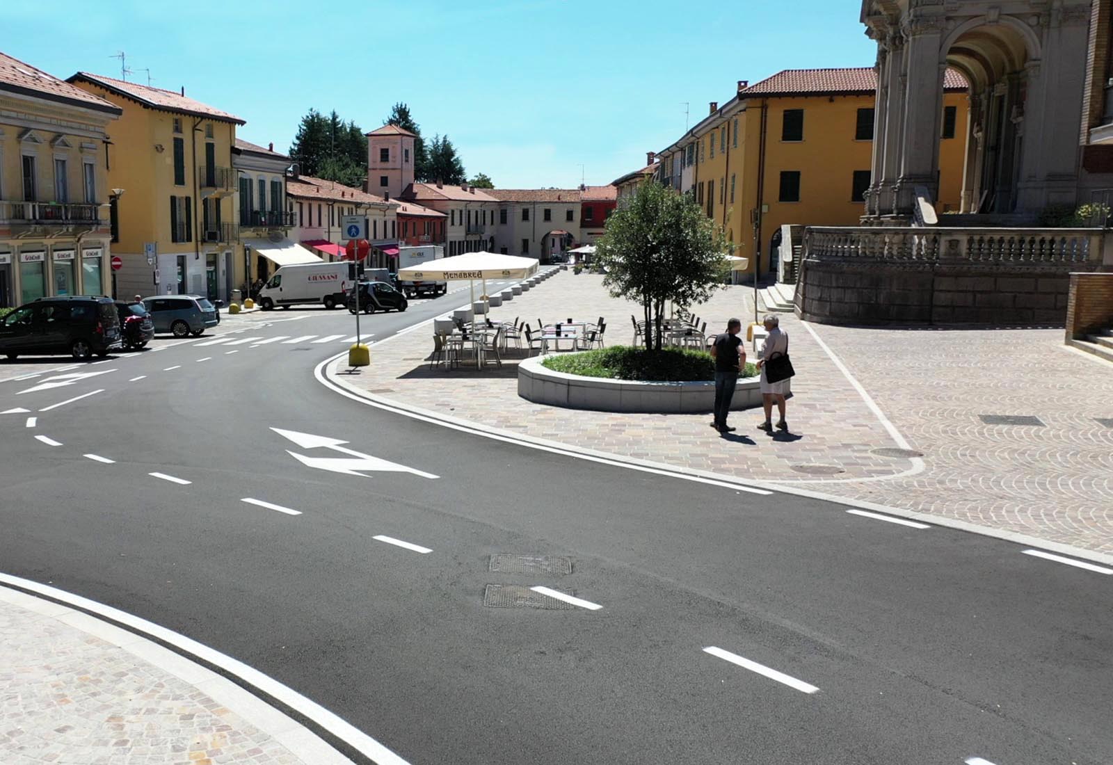 Piazza Libertà ad Appiano Gentile - Vista