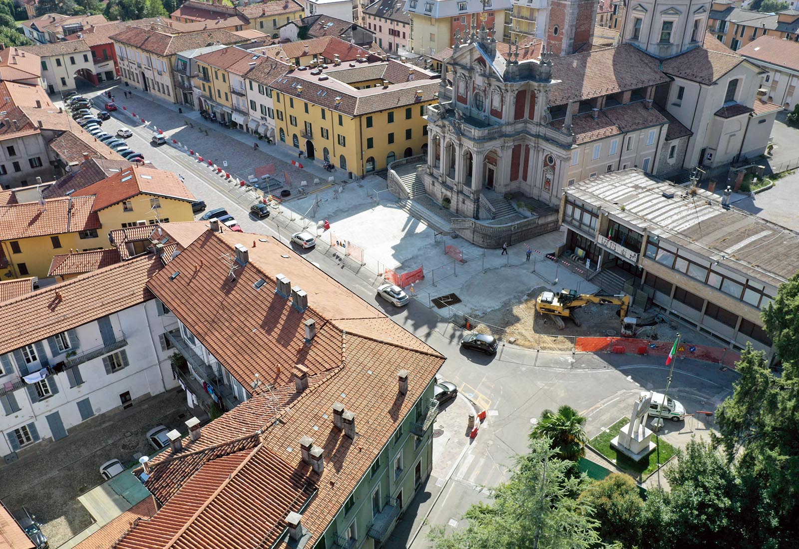 Piazza Libertà ad Appiano Gentile - Il cantiere