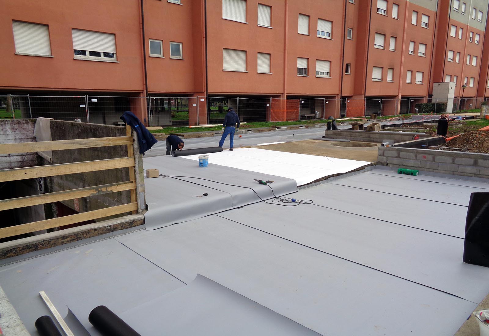Residential ensemble Aler property in Cernusco sul Naviglio - Waterproofing of the garage roof