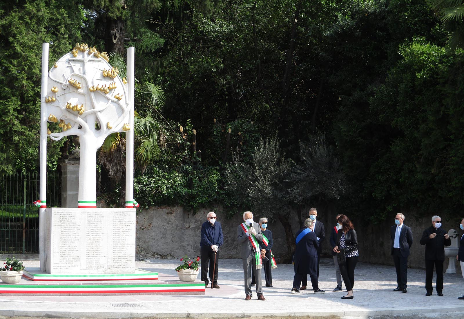 Piazza Libertà ad Appiano Gentile - Celebrazione del centenario