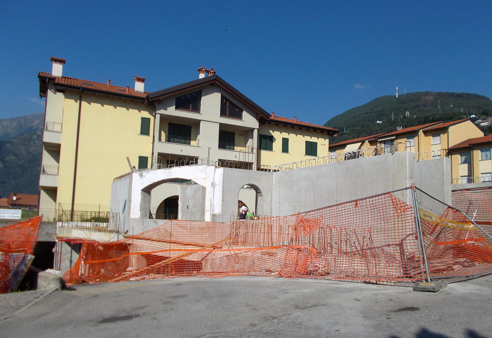 Public underground garage in Gravedona - The second elevation