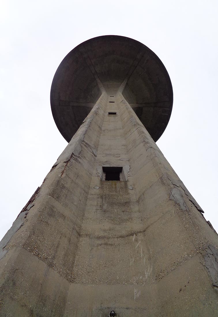 Piezometric tower Adriano street Milan - Detail of the tower