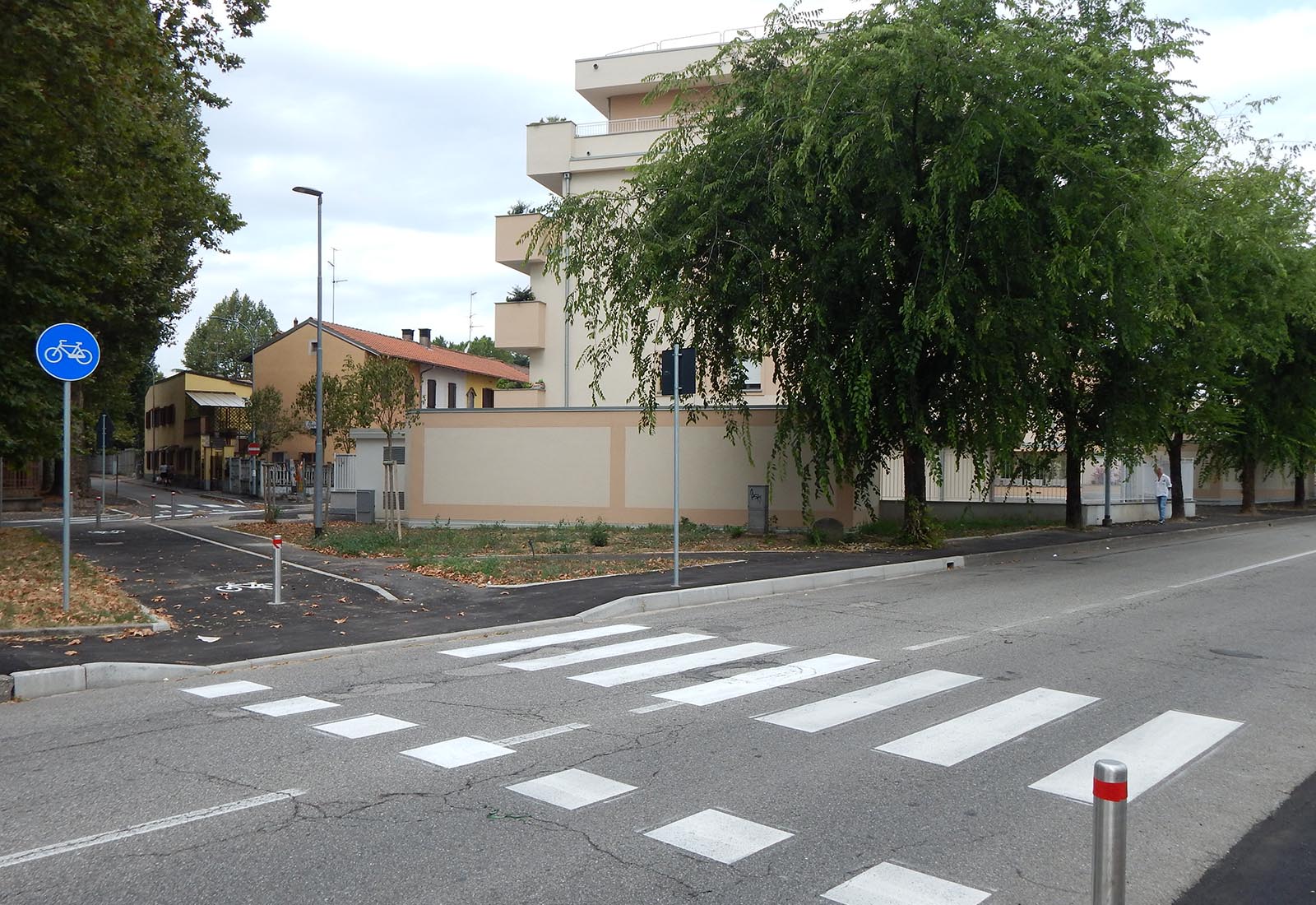 Urbanization works in Biringhello street in Rho - View