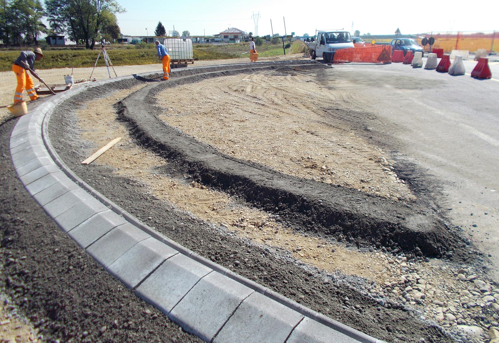 Decathlon Novara - Building of the roundabout