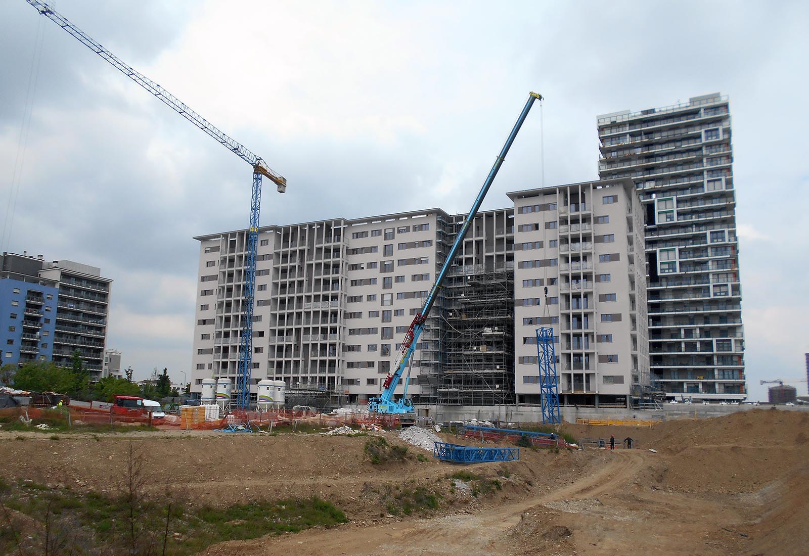 Sabina house Milan - Disassembly of the crane