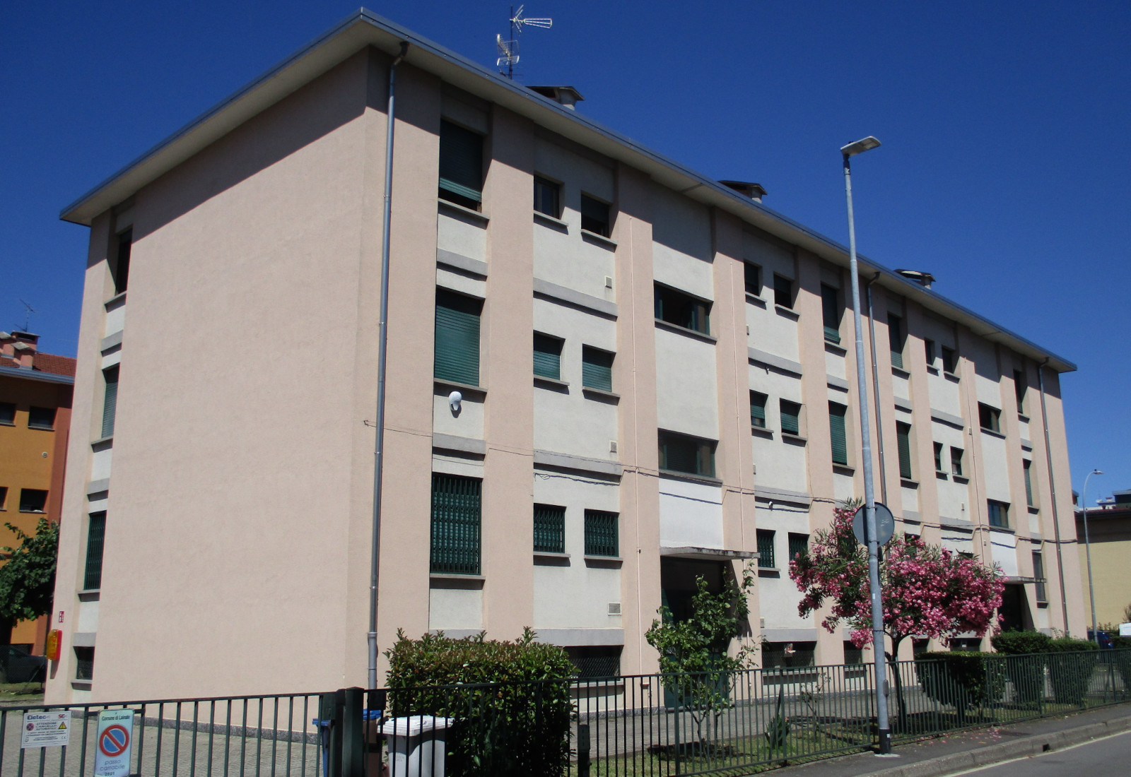 Condominio via Volta, 4 a Lainate - Stato di fatto