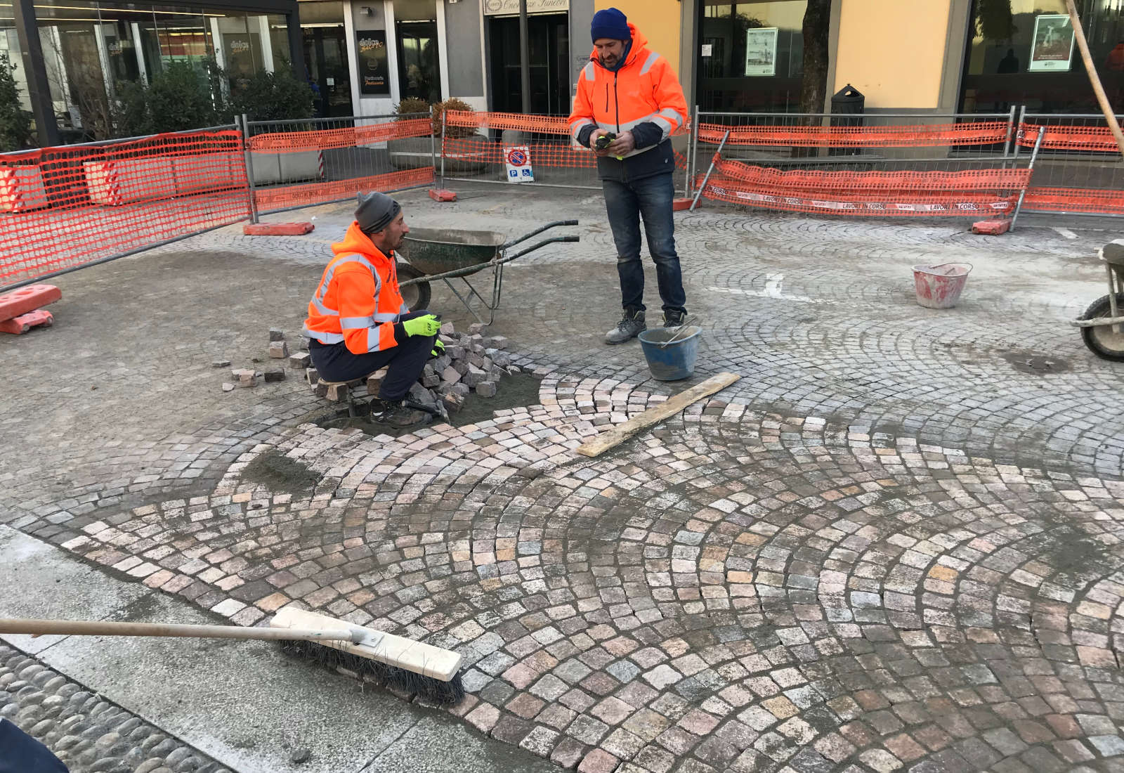 Opere di urbanizzazione Piano del Centro a Brugherio - Il cantiere di Piazza Roma